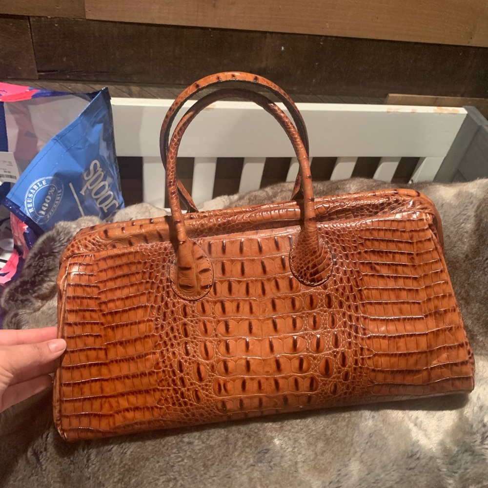 Clever carriage company purse